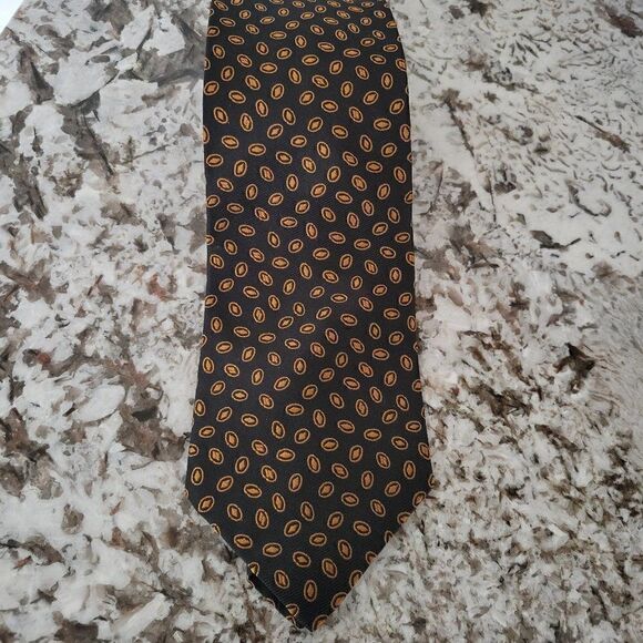 Karl Lagerfeld mens tie 100% silk made USA - Picture 1 of 7